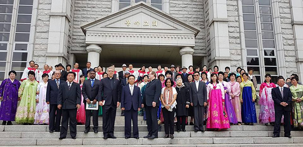 Delegation at Bongsu Church